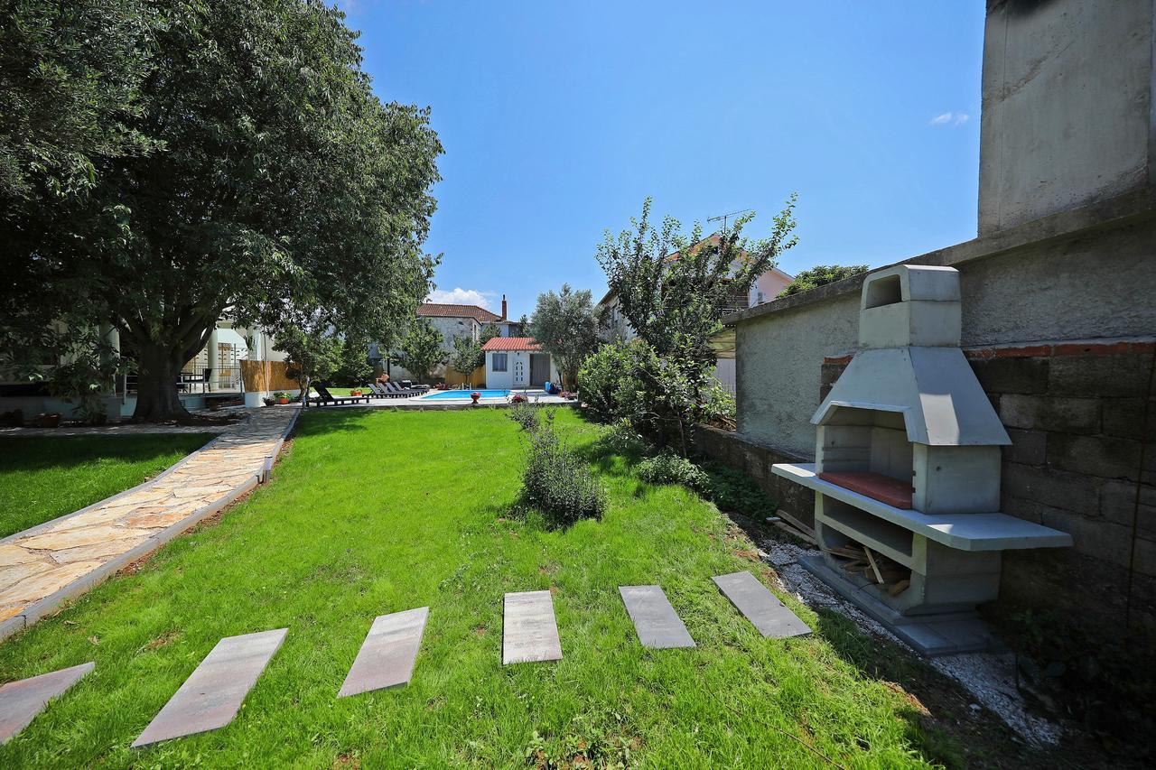 Apartments Mia Bibinje Exterior photo
